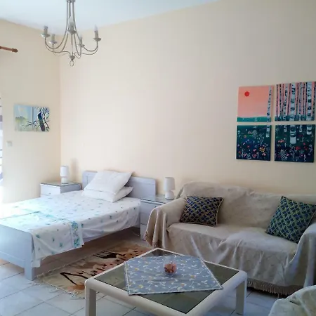 Apartment Park House -beside The Medieval Town Of Rhodes-free Parking *
