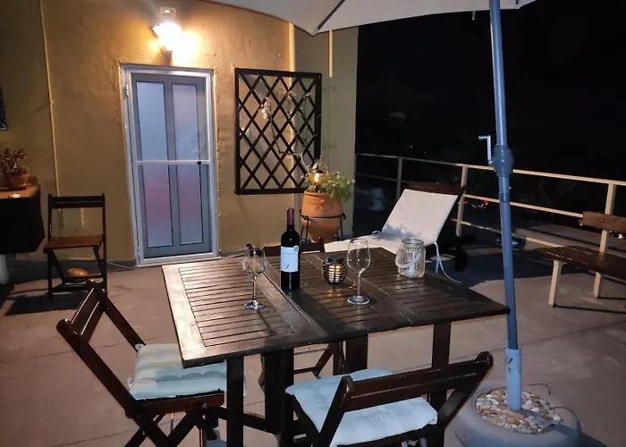 Apartment Park House -beside The Medieval Town Of Rhodes-free Parking Rhodes City