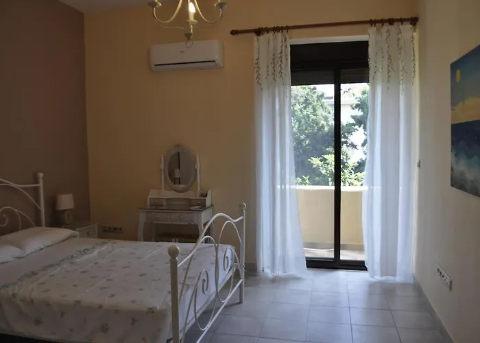 شقة Park House -beside The Medieval Town Of Rhodes-free Parking *