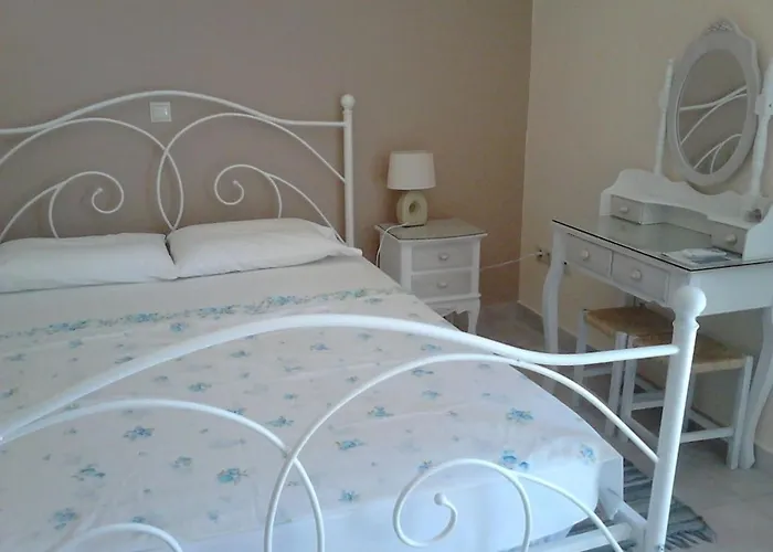 Apartment Park House -beside The Medieval Town Of Rhodes-free Parking *