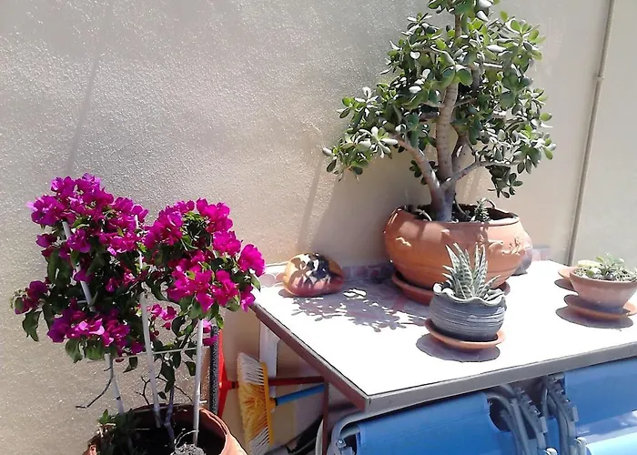 Park House -beside The Medieval Town Of Rhodes-free Parking Rhodes City