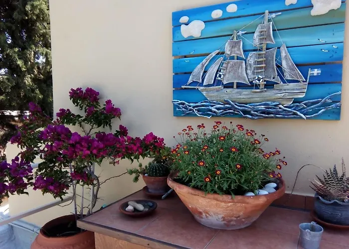 Park House -beside The Medieval Town Of Rhodes-free Parking Rhodes City