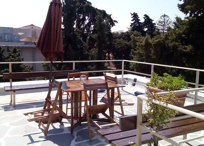 Park House -beside The Medieval Town Of Rhodes-free Parking *