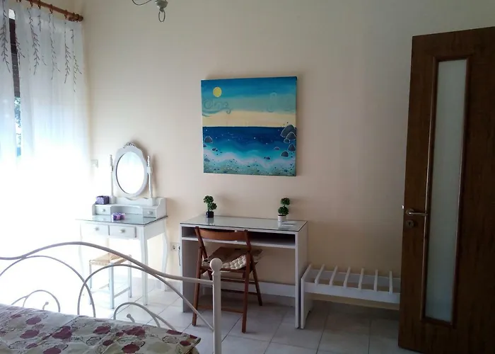 Park House -beside The Medieval Town Of Rhodes-free Parking شقة Rhodes City