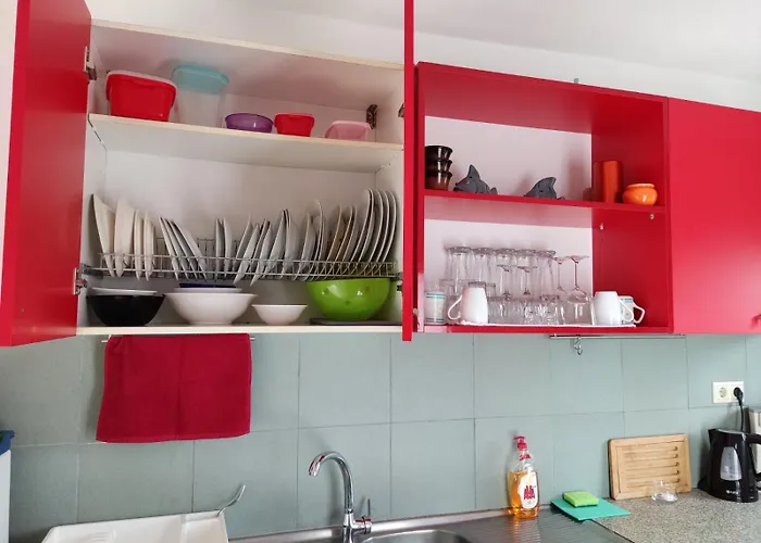 Park House -beside The Medieval Town Of Rhodes-free Parking Rhodes City