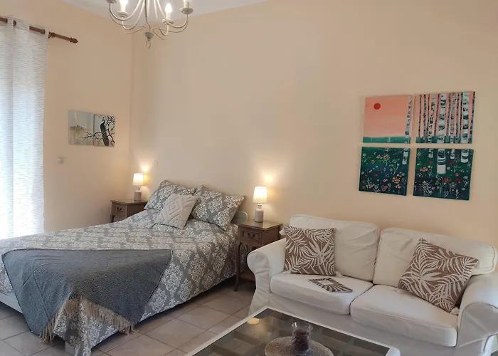 Park House -beside The Medieval Town Of Rhodes-free Parking Apartmán